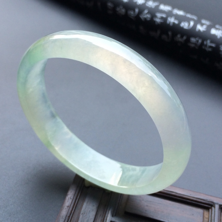 （超值推荐）冰种晴水贵妃镯（56mm-49.1mm）