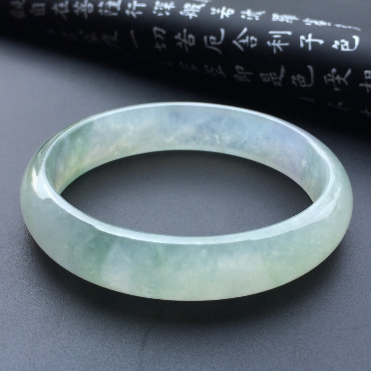 （超值推荐）冰种晴水贵妃镯（56mm-49.1mm）