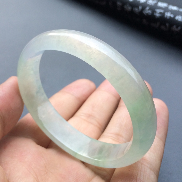 （超值推荐）冰种晴水贵妃镯（56mm-49.1mm）