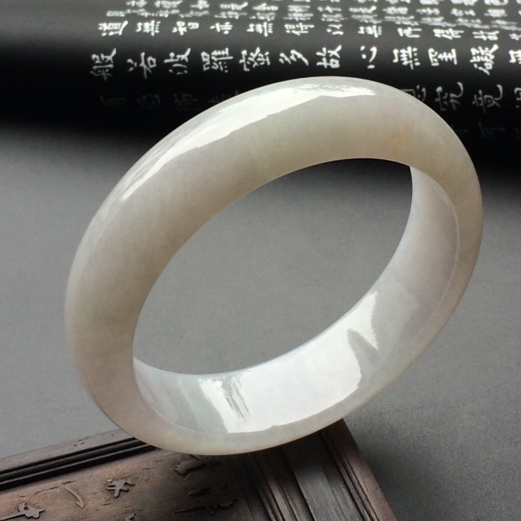 糯冰种淡紫罗兰手镯（58.6mm）
