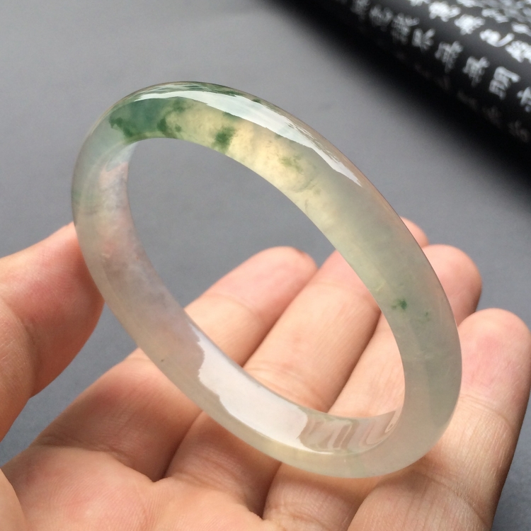 （超值推荐）冰种飘花贵妃镯（55mm-45.2mm）