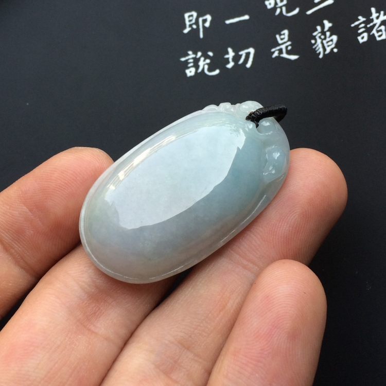 （超值推荐）糯冰种淡晴水福瓜挂件