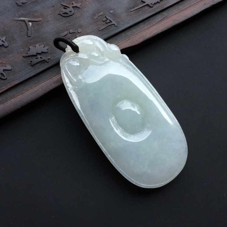 （超值推荐）糯冰种淡晴水福在眼前挂件