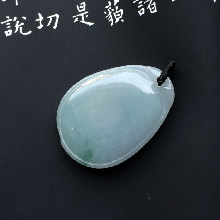 （超值推荐）糯冰种晴水略飘花福瓜挂件