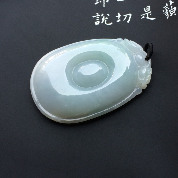 （超值推荐）糯冰种淡晴水福在眼前挂件
