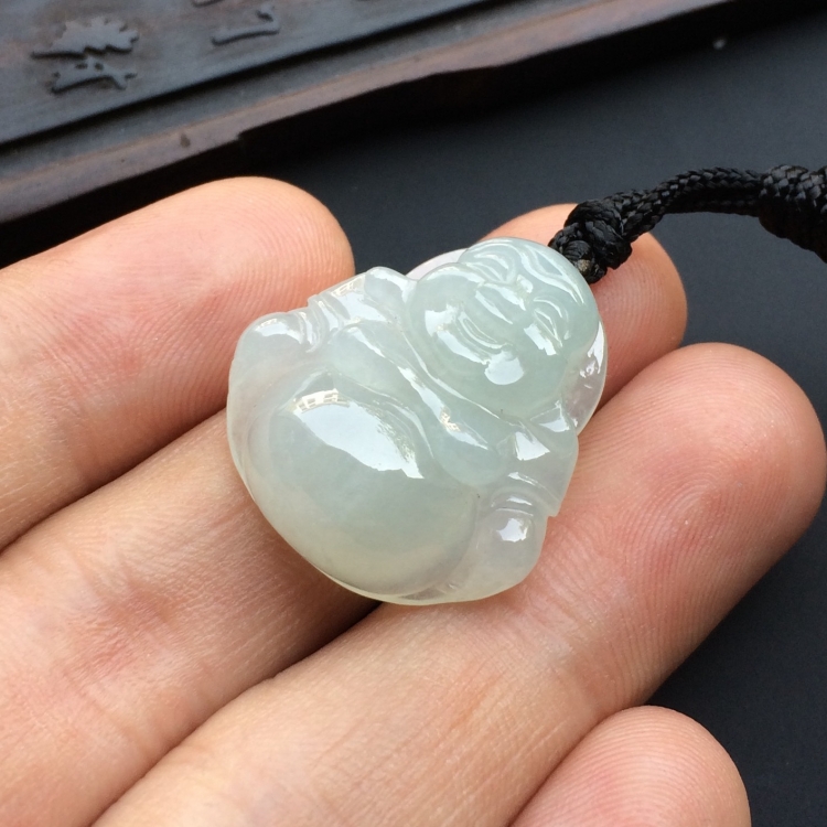 (超值推荐)糯冰种淡晴水玉佛挂件