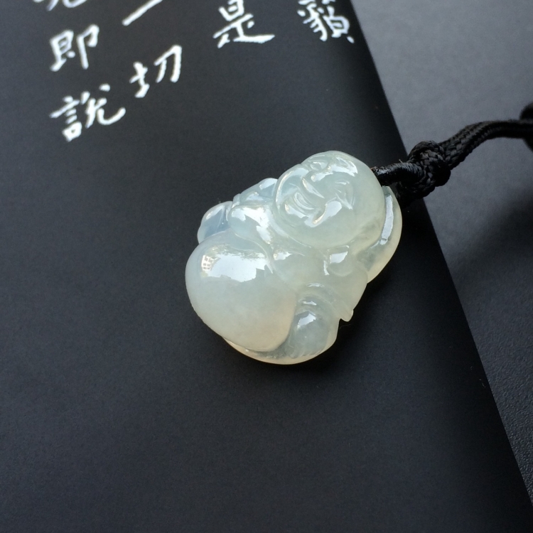 (超值推荐)糯冰种淡晴水玉佛挂件