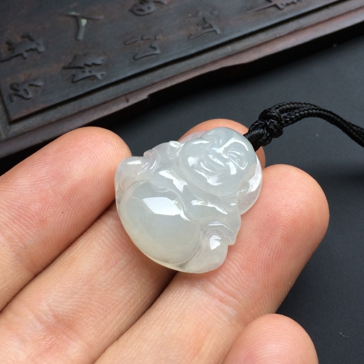 (超值推荐)糯冰种淡晴水玉佛挂件