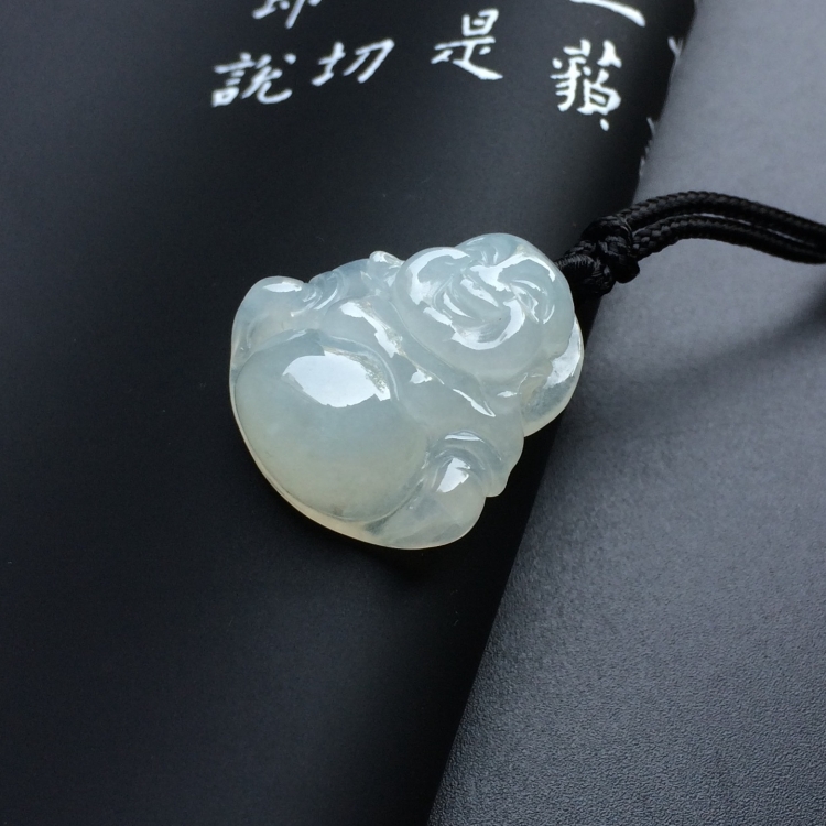 (超值推荐)糯冰种淡晴水玉佛挂件