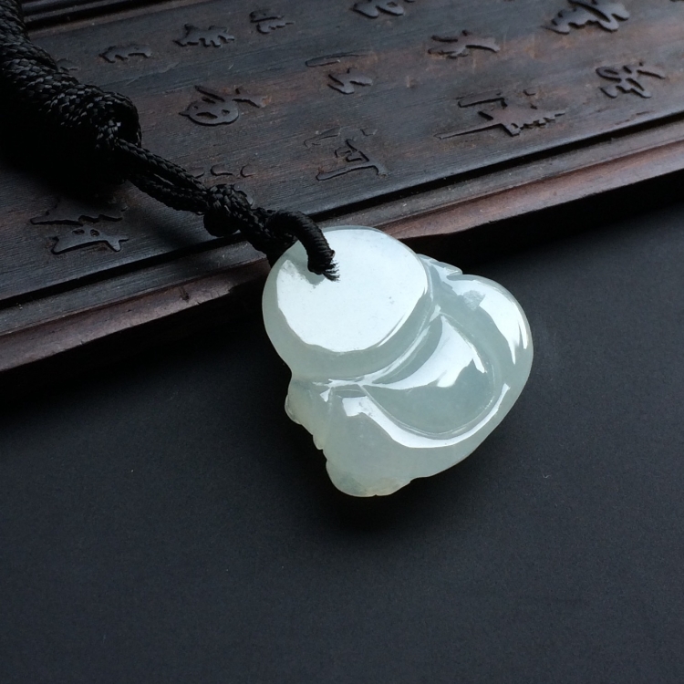 (超值推荐)糯冰种淡晴水玉佛挂件