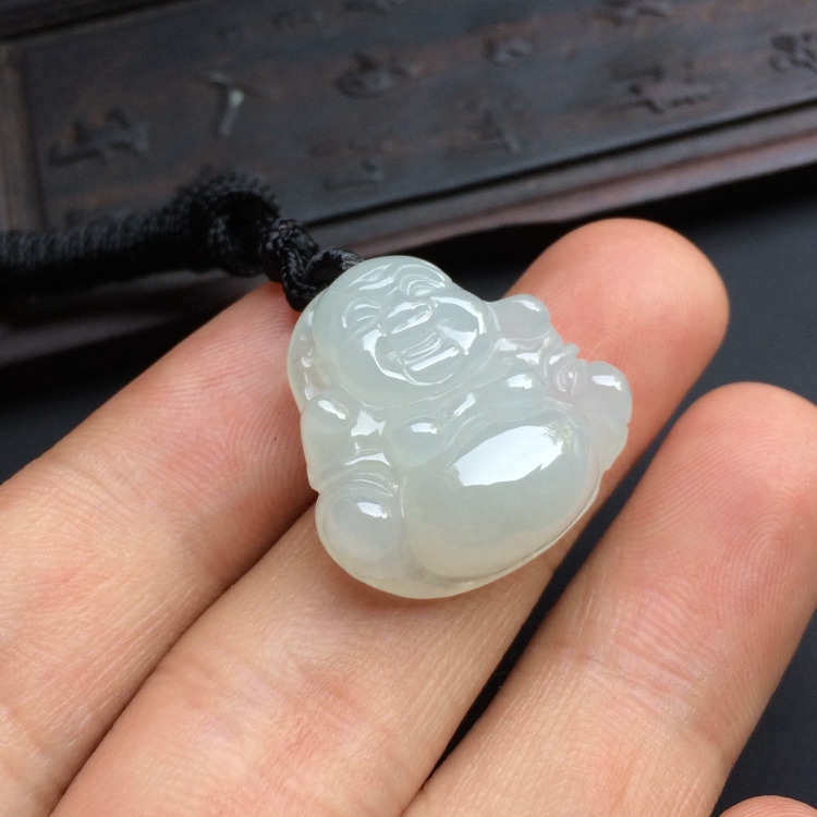(超值推荐)糯冰种淡晴水玉佛挂件