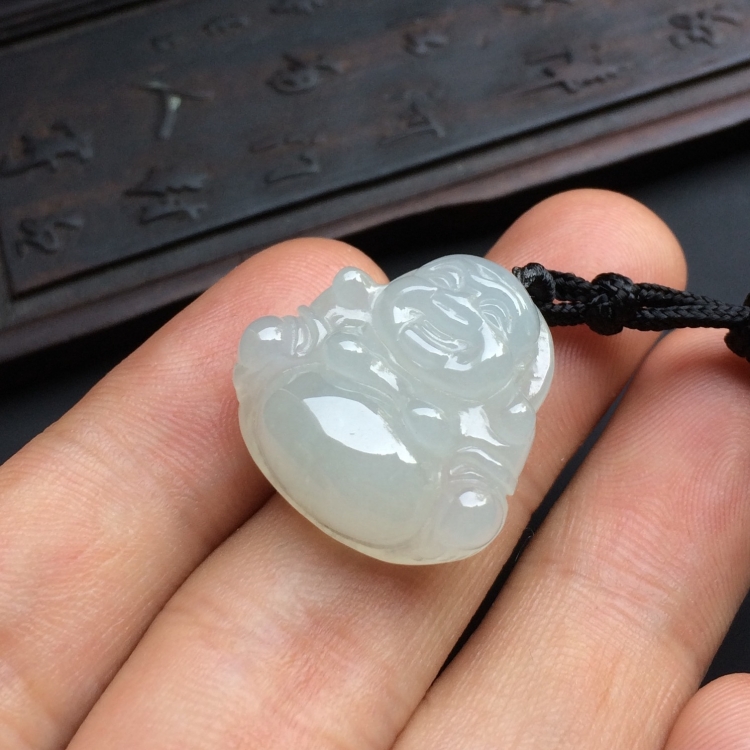 (超值推荐)糯冰种淡晴水玉佛挂件