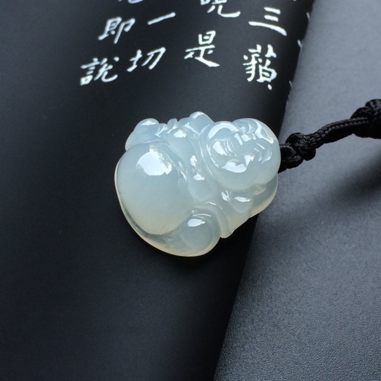 (超值推荐)糯冰种淡晴水玉佛挂件
