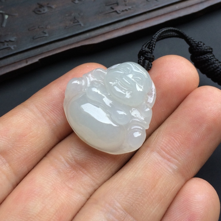 (超值推荐)糯冰种淡晴水玉佛挂件