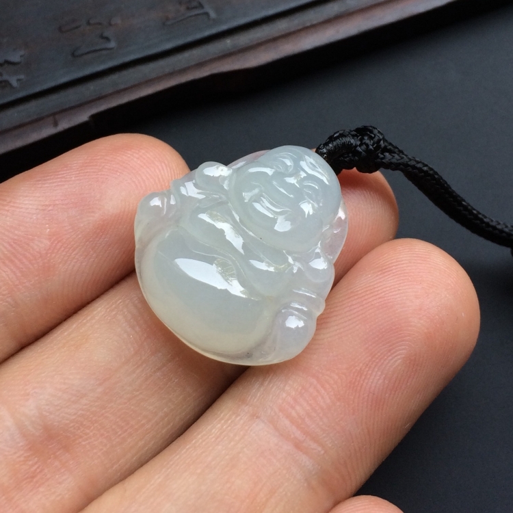 (超值推荐)糯冰种淡晴水玉佛挂件