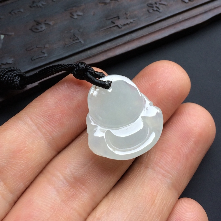 (超值推荐)糯冰种淡晴水玉佛挂件