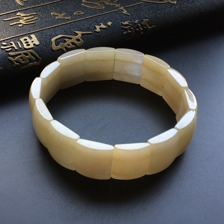(超值推荐)糯冰种淡黄翡手链