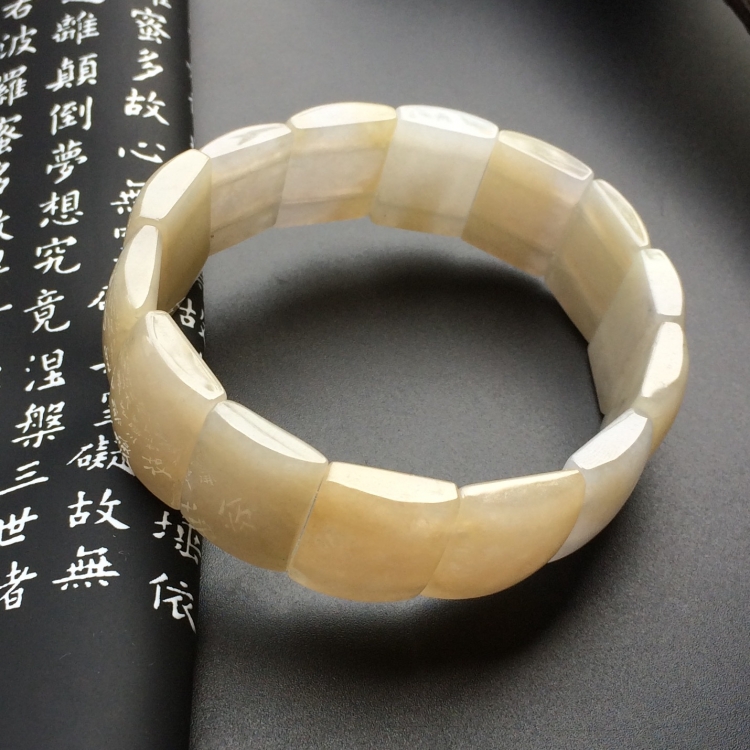 (超值推荐)糯冰种淡黄翡手链