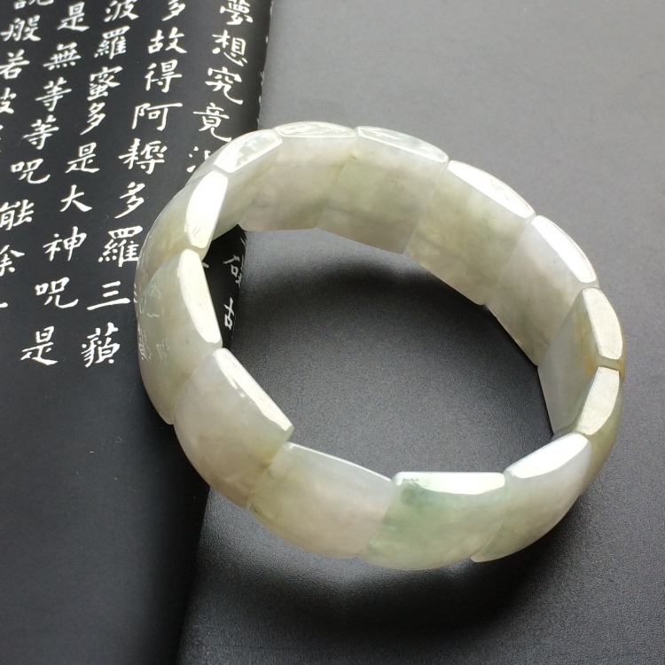 (超值推荐)糯冰种飘花手链