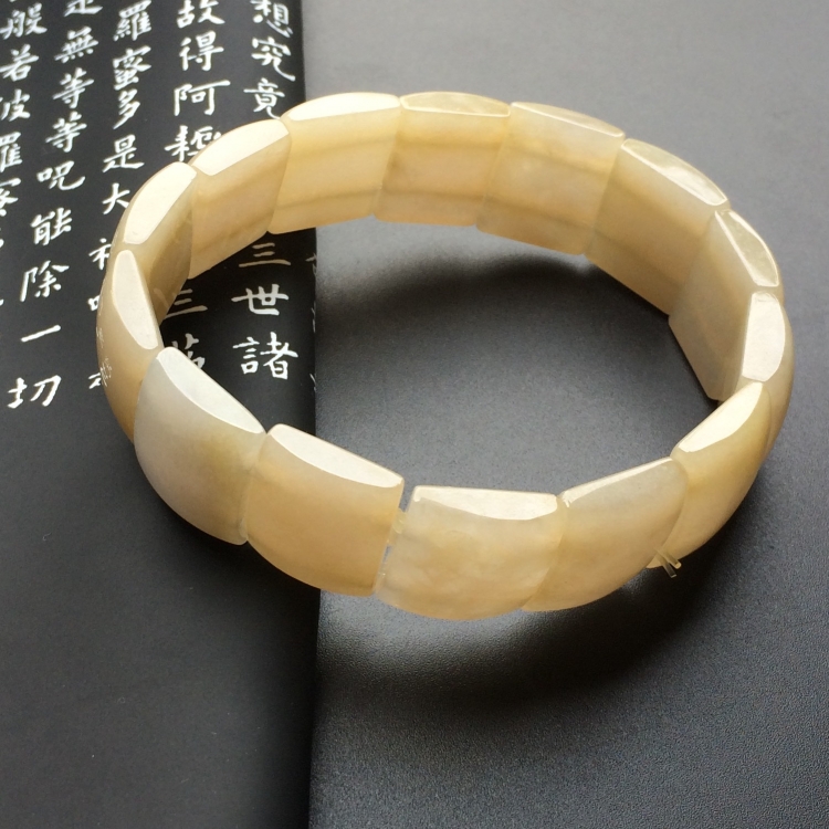 (超值推荐)糯冰种淡黄翡手链