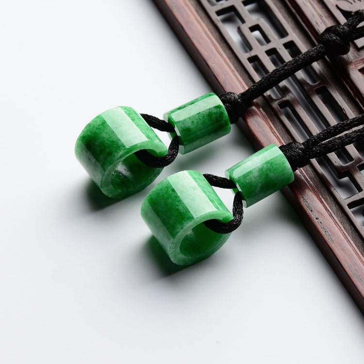（超值推荐）糯冰种翠色路路通挂件（一对）