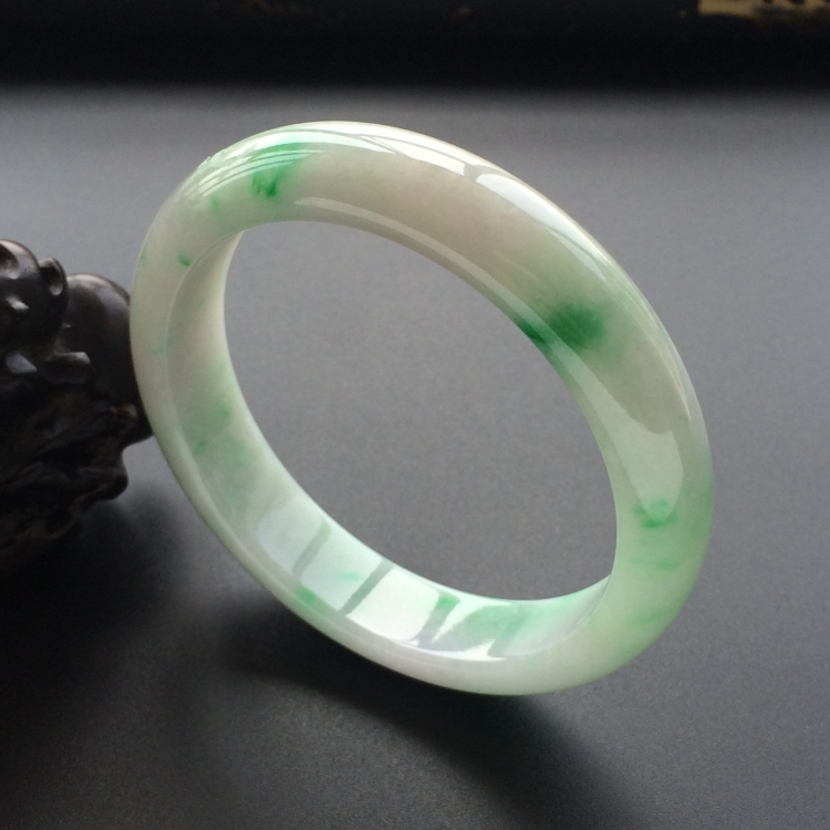 (超值推荐)糯冰种飘翠手镯（57.1mm）