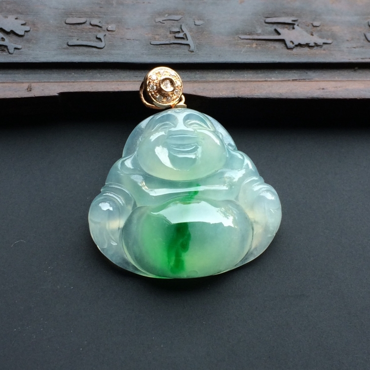 （超值推荐）冰种飘阳绿玉佛挂件