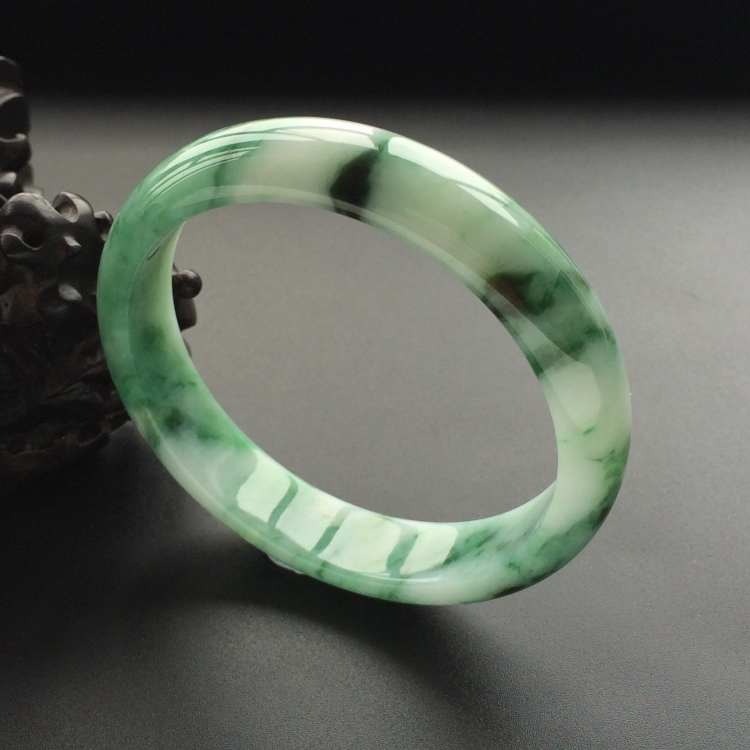 (超值推荐)糯冰种飘花手镯（59.8mm）