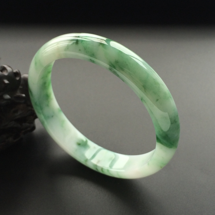 (超值推荐)糯冰种飘花手镯（59.5mm）