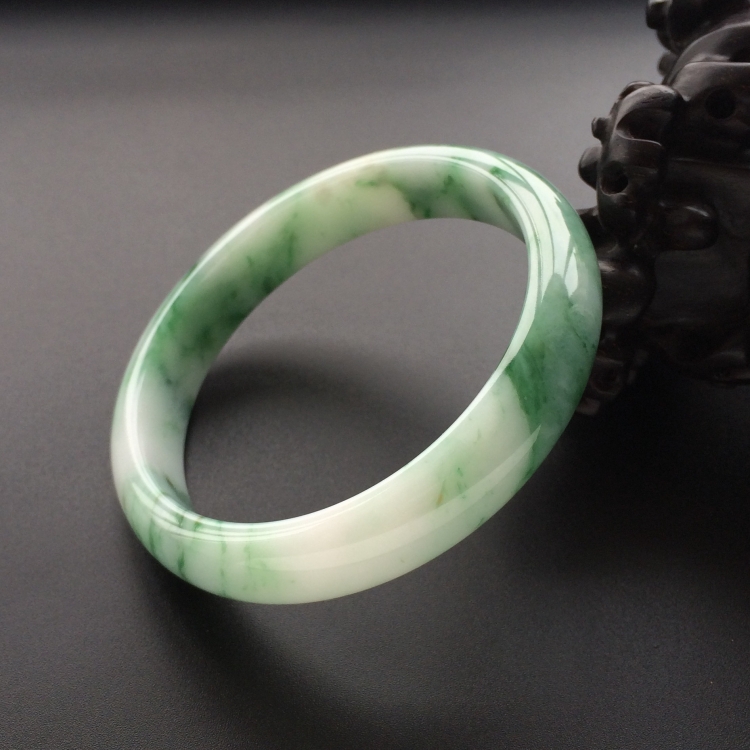 (超值推荐)糯冰种飘花手镯（59.5mm）