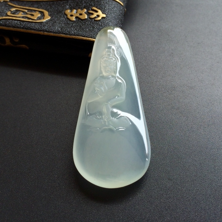 （超值推荐）冰种淡晴水略带黄翡白衣观音挂件