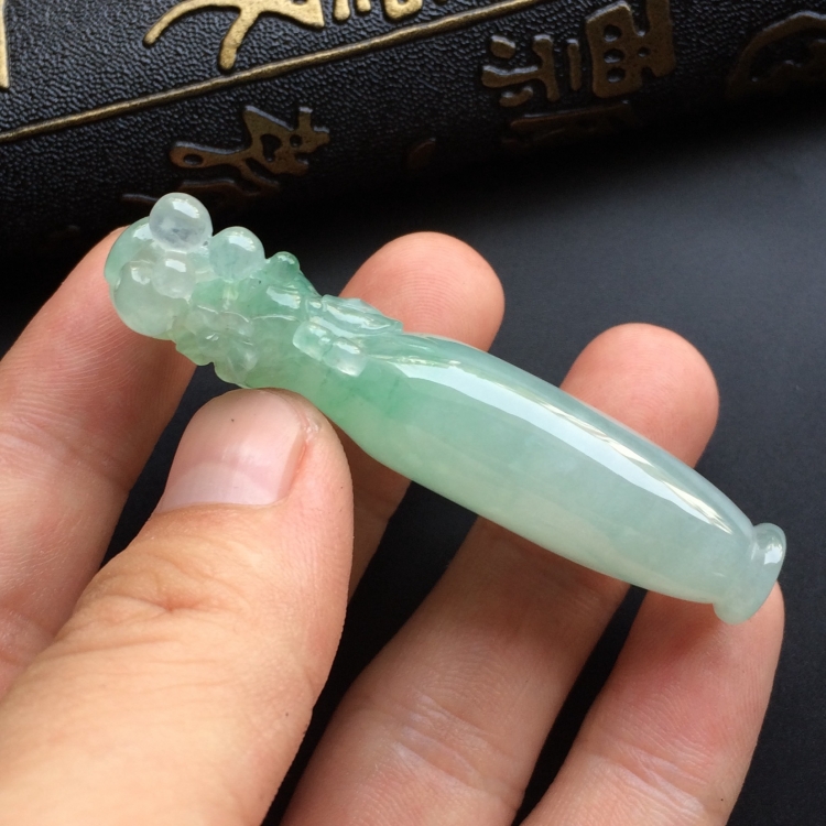 （超值推荐）糯冰种飘花平平安安挂件