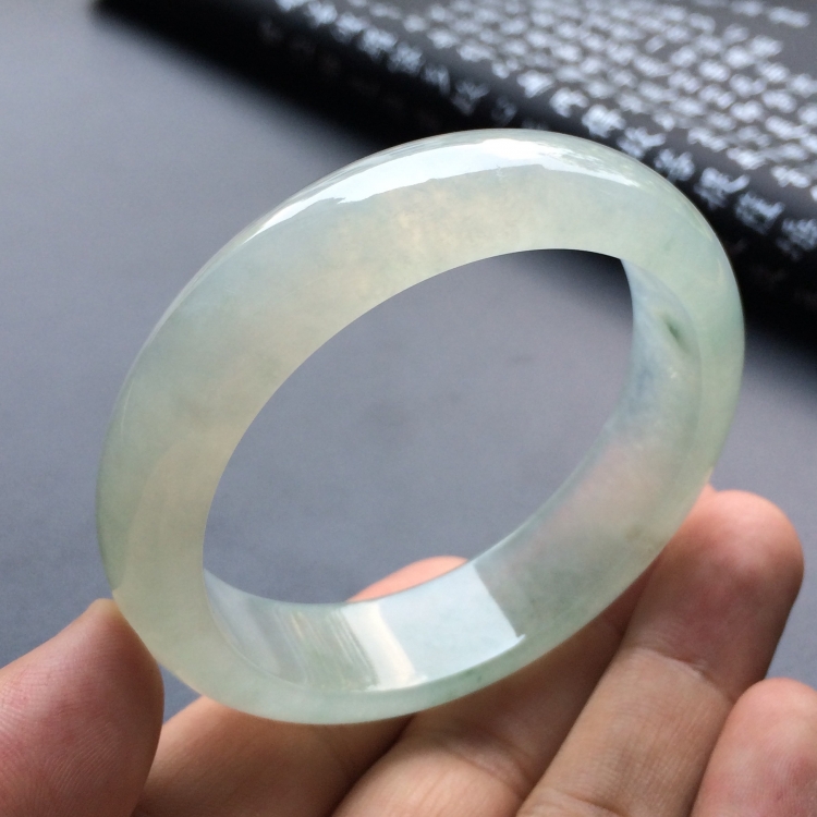 （超值推荐）冰种飘花手镯（56mm）