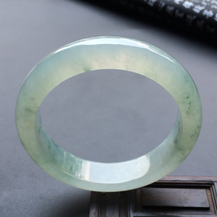 （超值推荐）冰种飘花手镯（56mm）