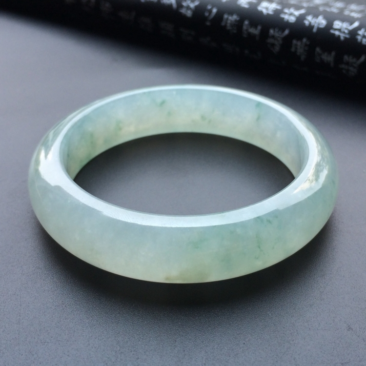 （超值推荐）冰种飘花手镯（56mm）