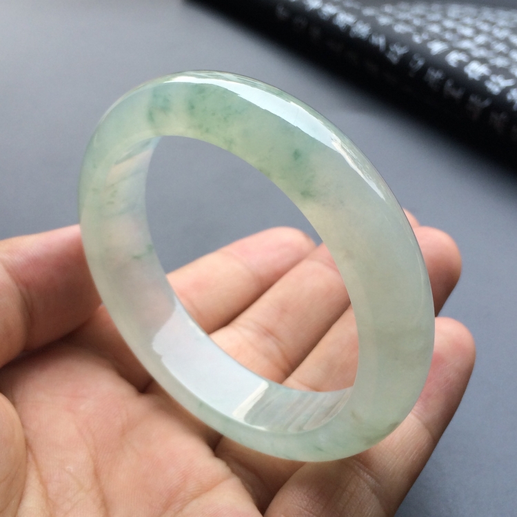 （超值推荐）冰种飘花手镯（56mm）