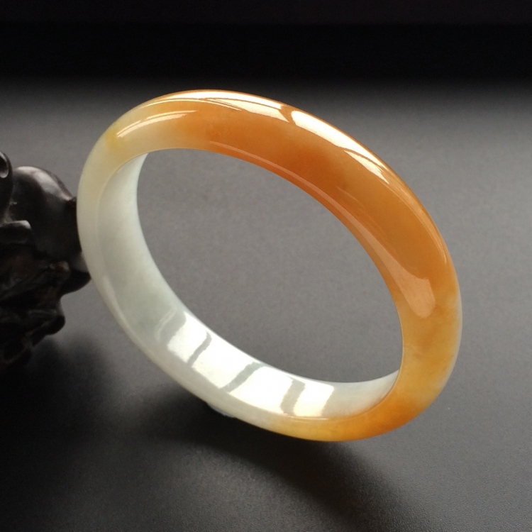 (超值推荐)糯冰种黄翡贵妃镯（54.8mm-47.5mm）