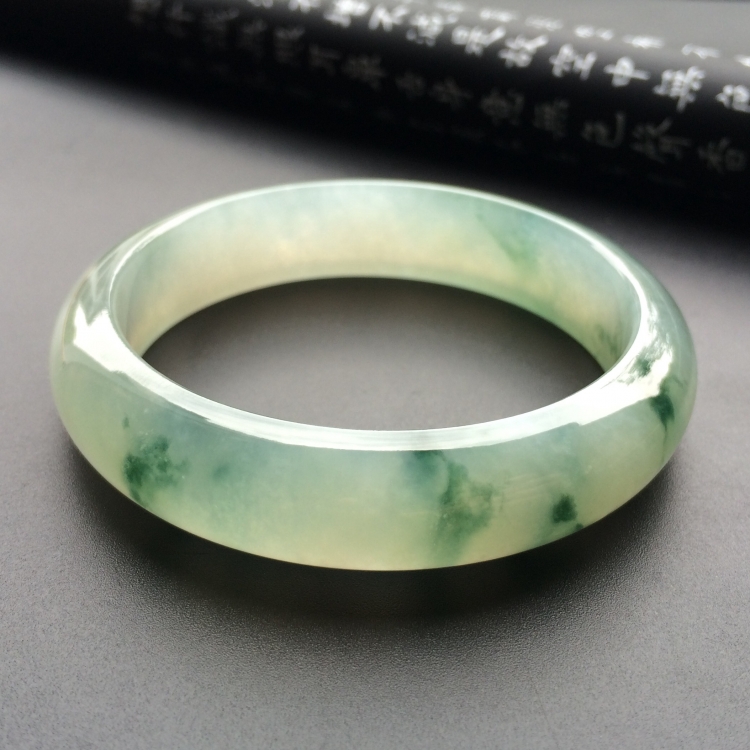（超值推荐）冰种飘花手镯（56mm）