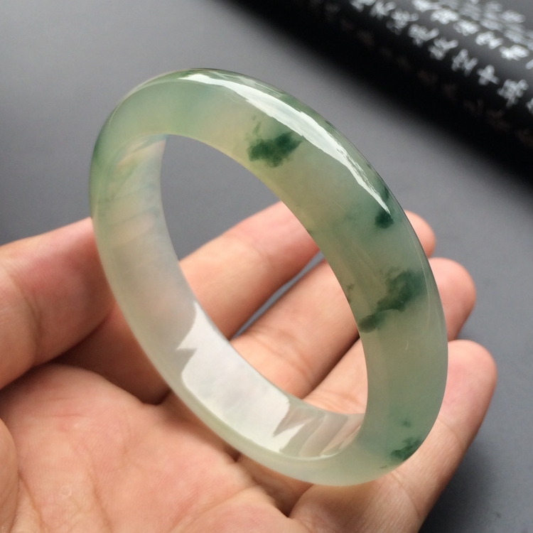 （超值推荐）冰种飘花手镯（56mm）