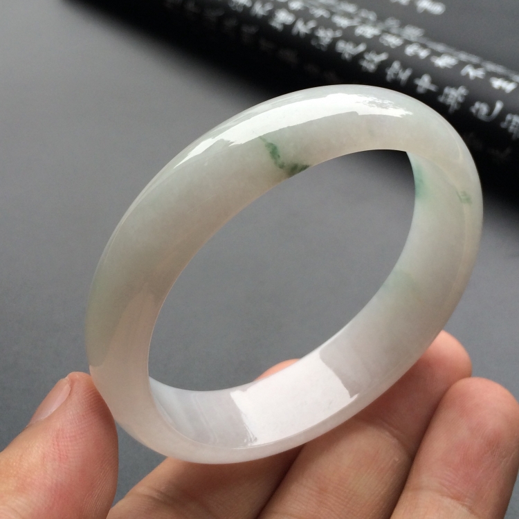 （超值推荐）糯冰种飘花贵妃镯（56mm-51mm）