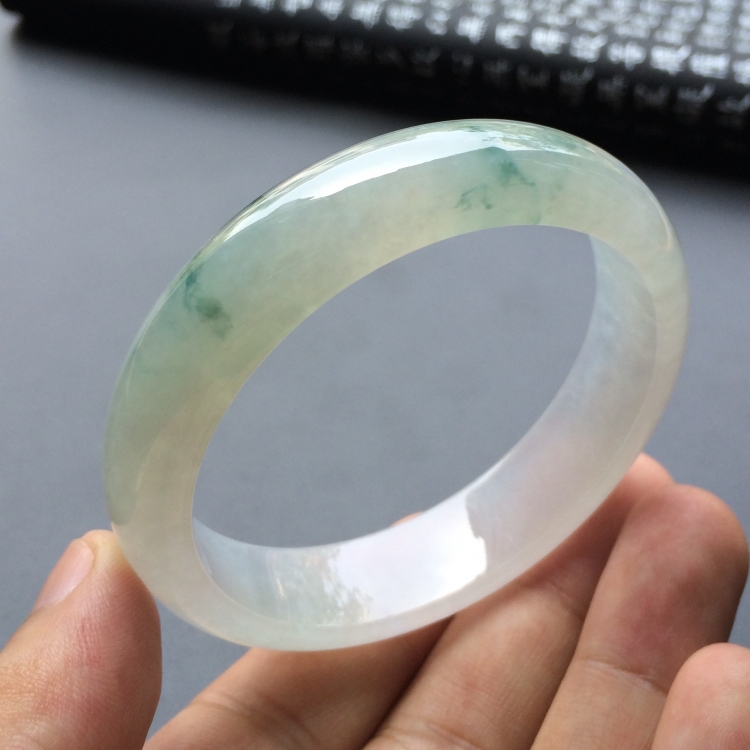 （超值推荐）冰种飘花手镯（55.3mm）