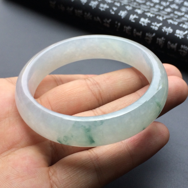 （超值推荐）冰种飘花手镯（55.3mm）