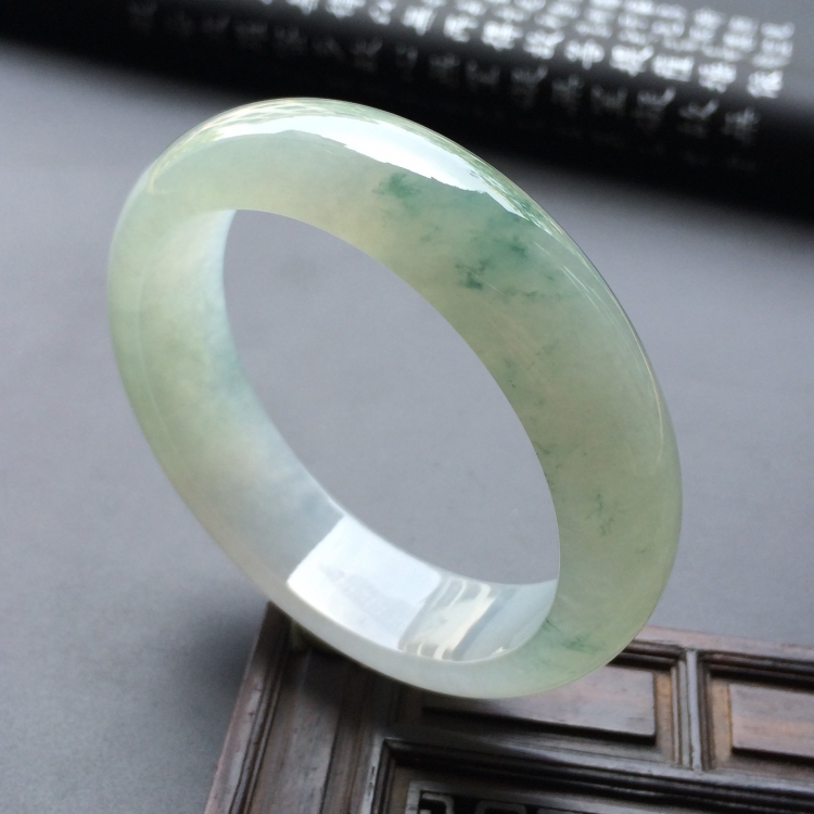 （超值推荐）冰种飘花手镯（57.1mm）