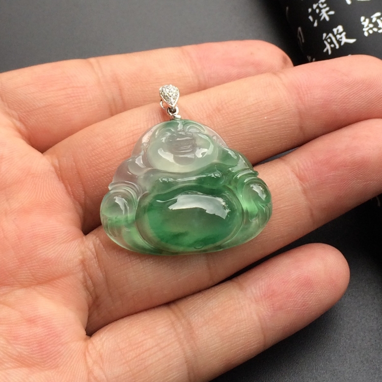 （超值推荐）冰种飘花玉佛挂件
