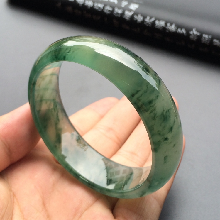 （超值推荐）冰种飘花手镯（58mm）