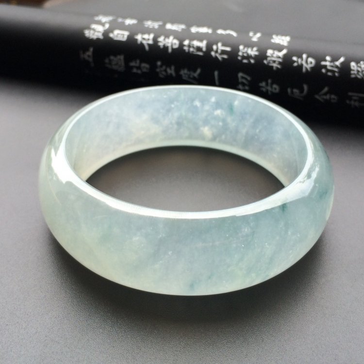（超值推荐）冰玻种飘花手镯（57.7mm）