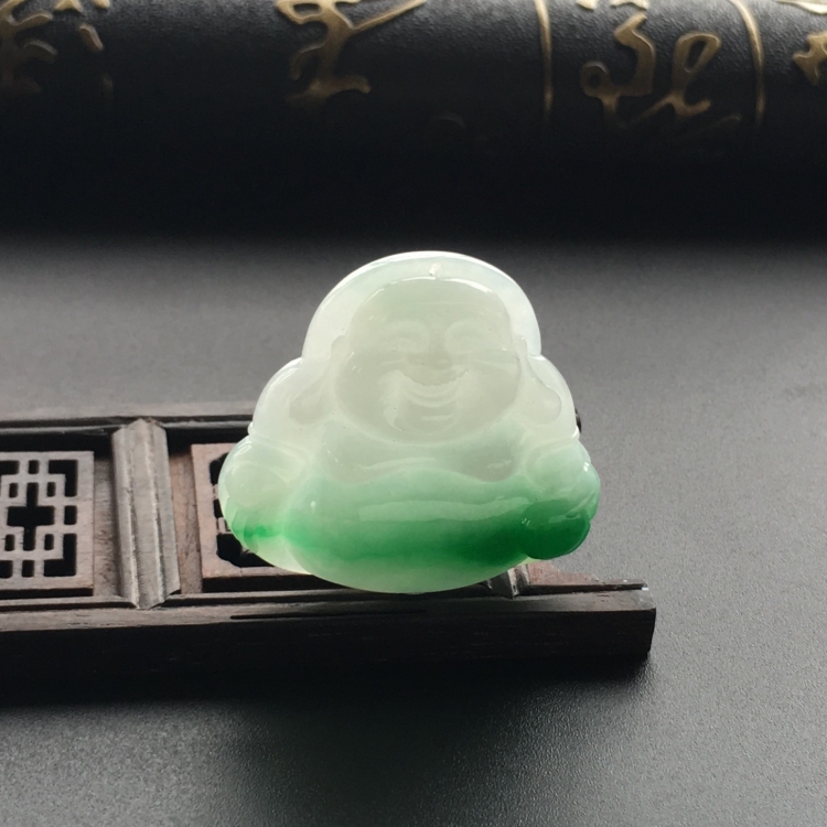 (超值推荐)糯冰种飘翠玉佛挂件