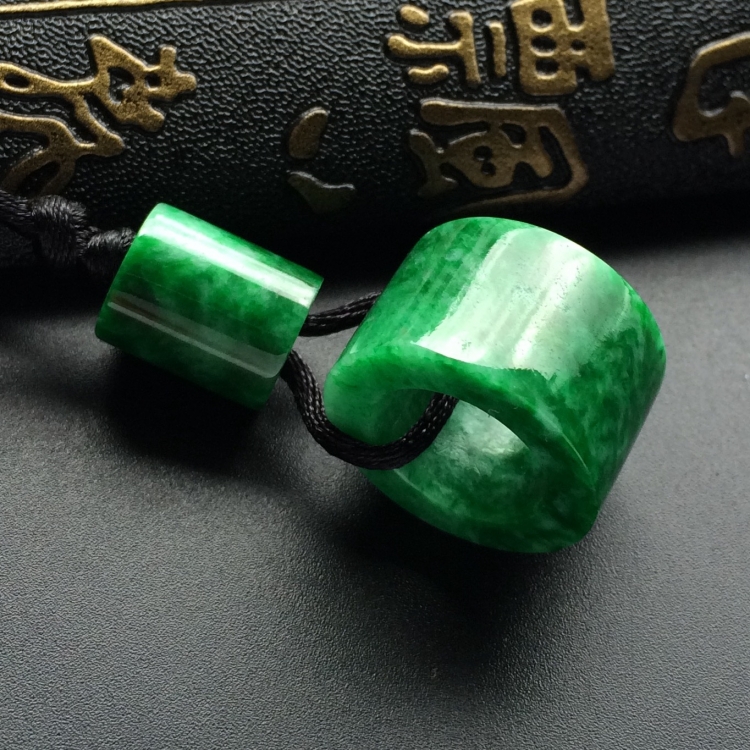 （超值推荐）糯冰种花青路路通挂件（单价）