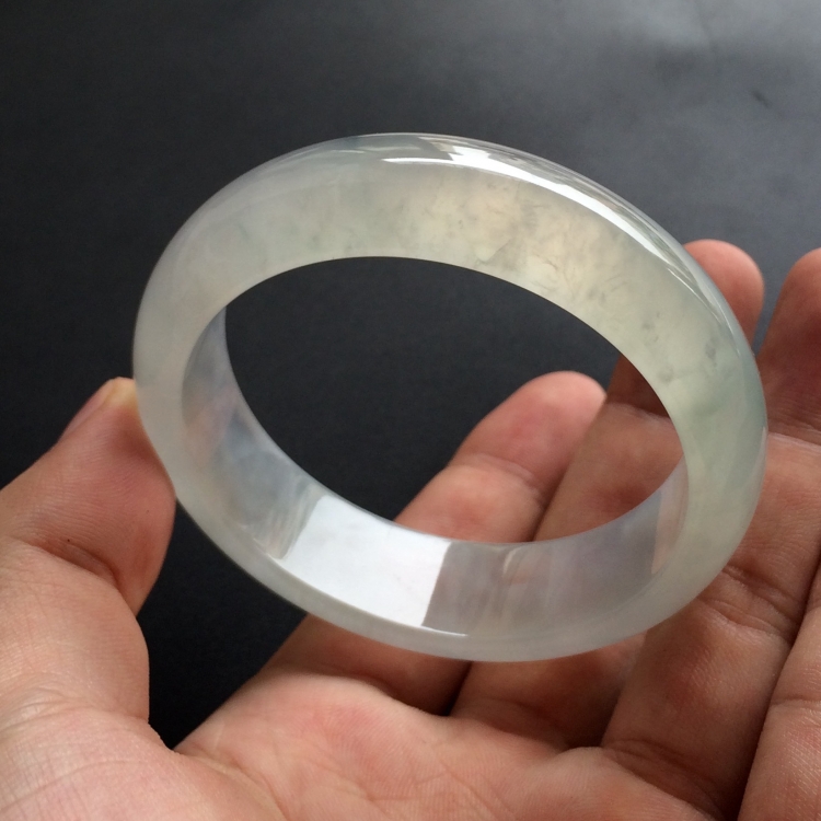 （超值推荐）冰种淡晴水手镯（56.1mm）