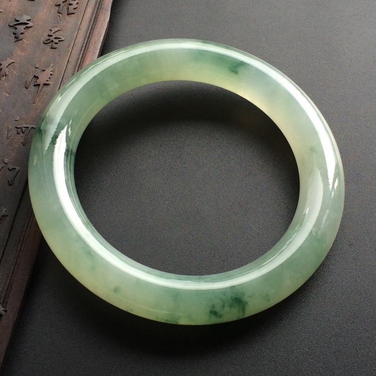 （超值推荐）冰种飘花圆条手镯（56mm）